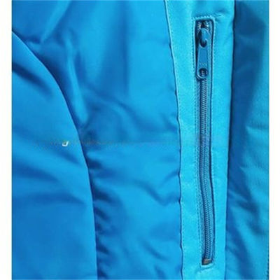 Outerwear ΣΚΙ των αδιάβροχων Softshell πολυουρεθάνιου πολυεστέρα γυναικών σακακιών υπαίθριος αθλητισμός