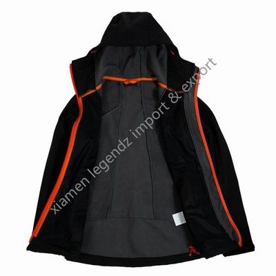 Λειτουργικό αδιάβροχο Softshell Outerwear χειμερινών γυναικών σακακιών υπαίθριο αναπνεύσιμο